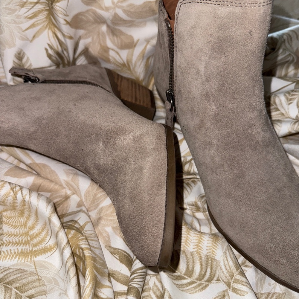 Frye JUDITH ZIPPER GRAY Ankle Boots Timeless Elegance
